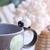 Akemi Nakamura 中村明美 Mug with Animal Deco Handle AN04