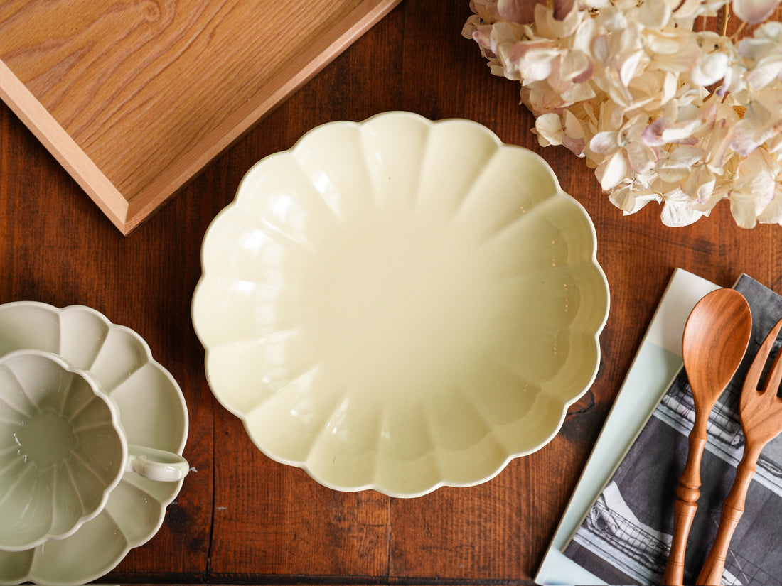 Atelier Gyuusha Floral Shape Deep Bowl