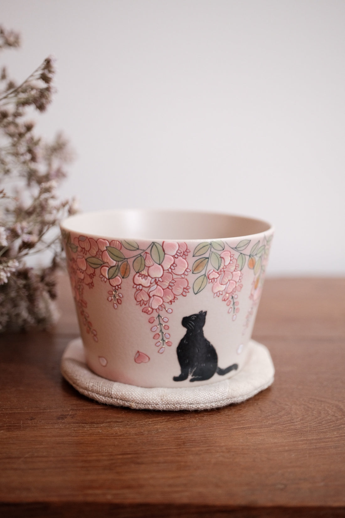 Baizhi Studio- Wisteria Cat Coffee/Tea Cup