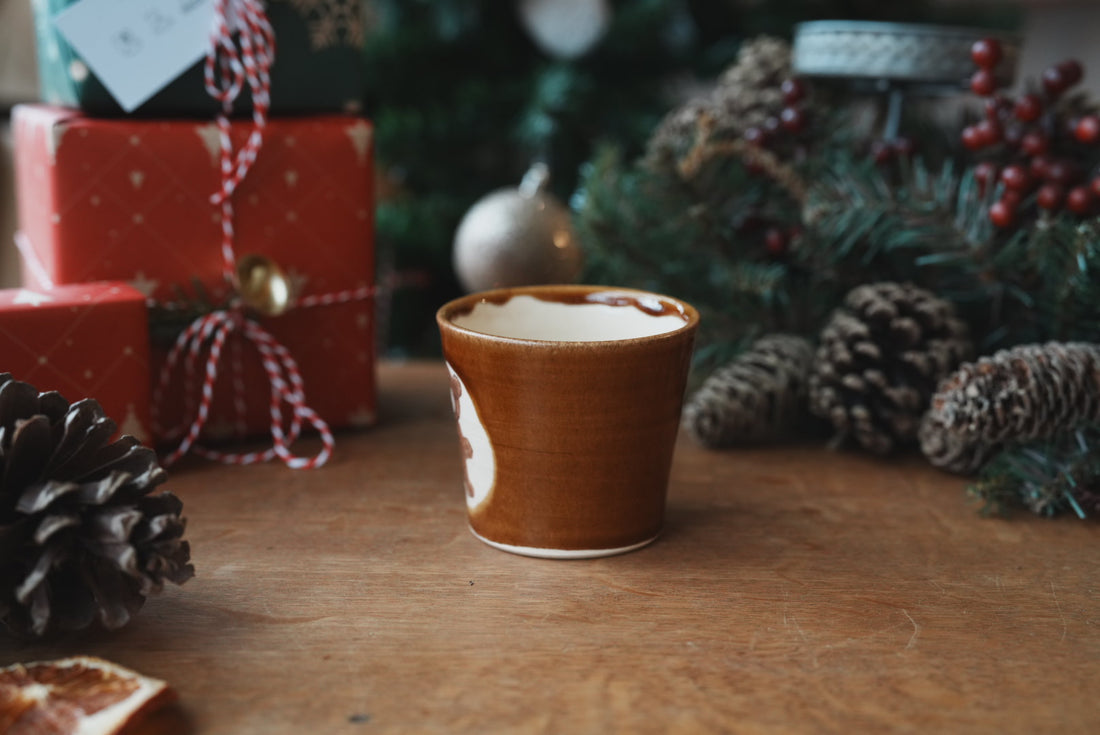 Fumiko Kondo 近藤布美子 - Brown Bear Free Cup FK16