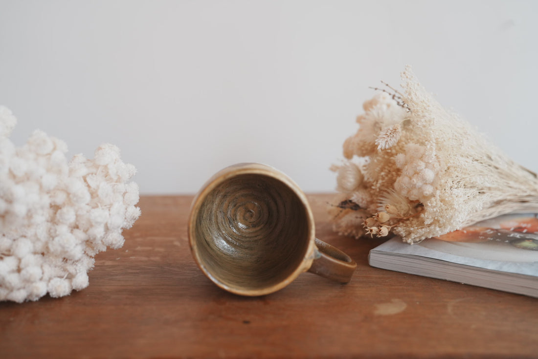 Fumiko Tsuchihashi 土橋文子 - Animal Mug FT02 #12