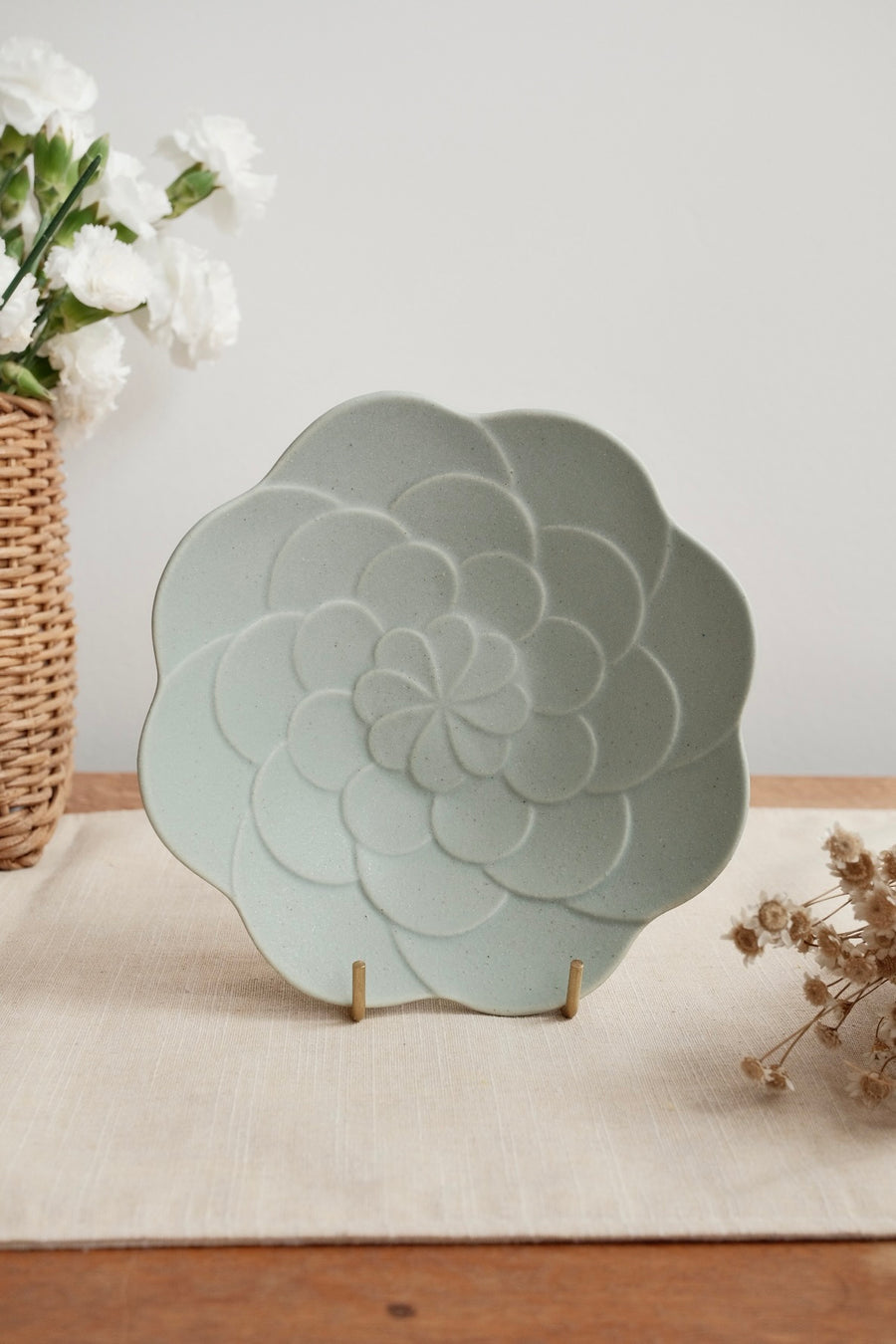 Mashiko Pottery Yoshizawa Mint Green Flower Plate