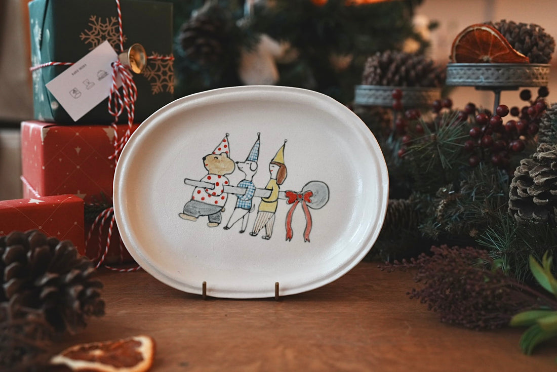 Natsumi Muroi 室井夏実- Oval Plate NM01