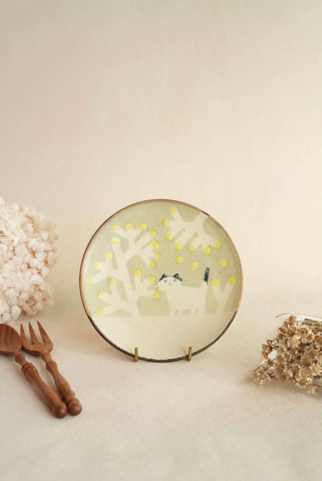 Makiko Sato 佐藤牧子 - Cat & Plant Round Plate MS02