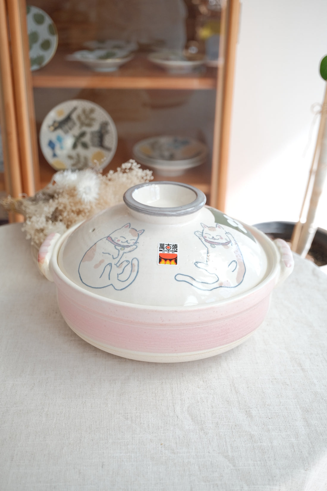Donabe Banko Ware No.8 Smiling Cat Clay Pot