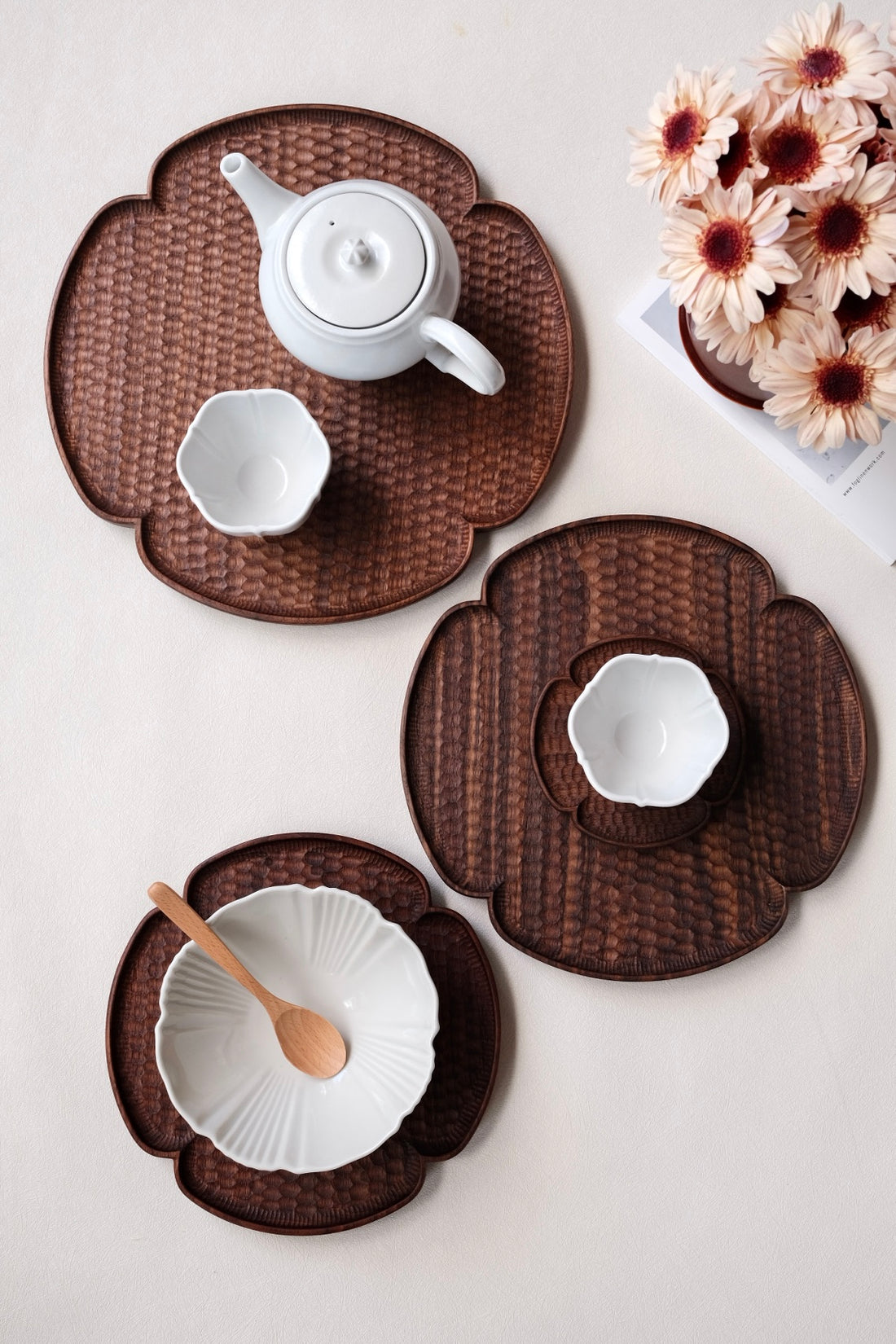 Kazunori Takatsuka 高塚和則 Walnut Wood Coaster KU02