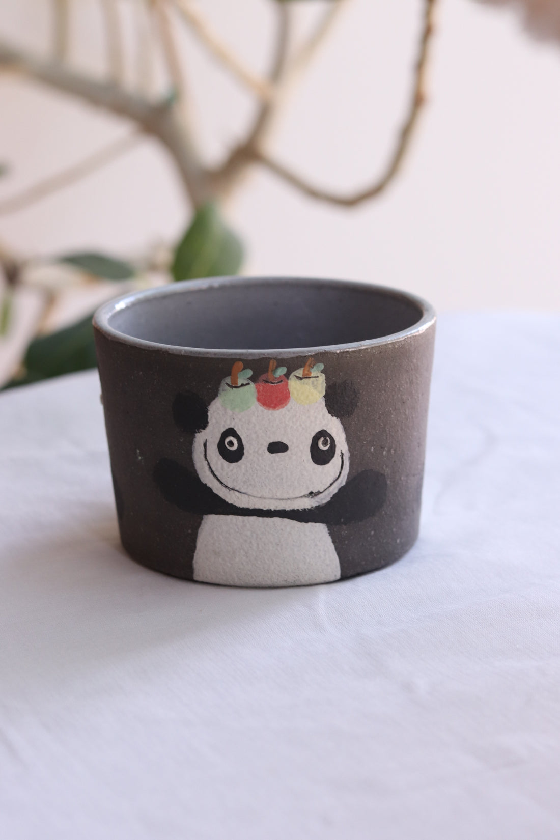 Akemi Nakamura 中村明美 Animal Mug AN03