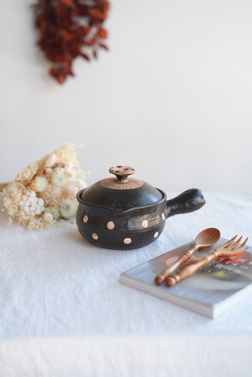 Akemi Suzuki 鈴木明美 - Dots Clay Pot with Handle AS06
