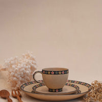 Kei Mitsumochi ミツ持啓 Small Flower Rim Mug and Saucer KM66