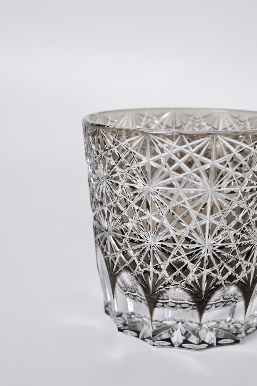 Edo Kiriko Whisky Glass Rock Glass "Large Chrysanthemum" Black by Junichi Nabetani, Master of traditional crafts