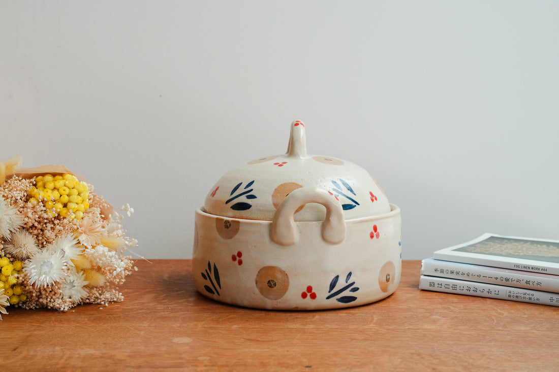 Kumiko Ishikawa 石川久美子 Flower Clay Pot KI18