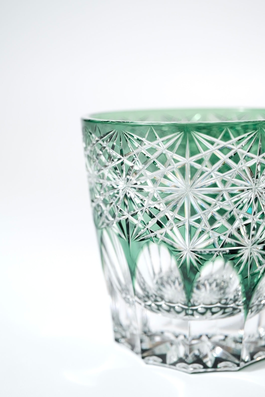 Edo Kiriko Whisky Glass Rock Glass "Large Chrysanthemum" Green by Junichi Nabetani, Master of traditional crafts