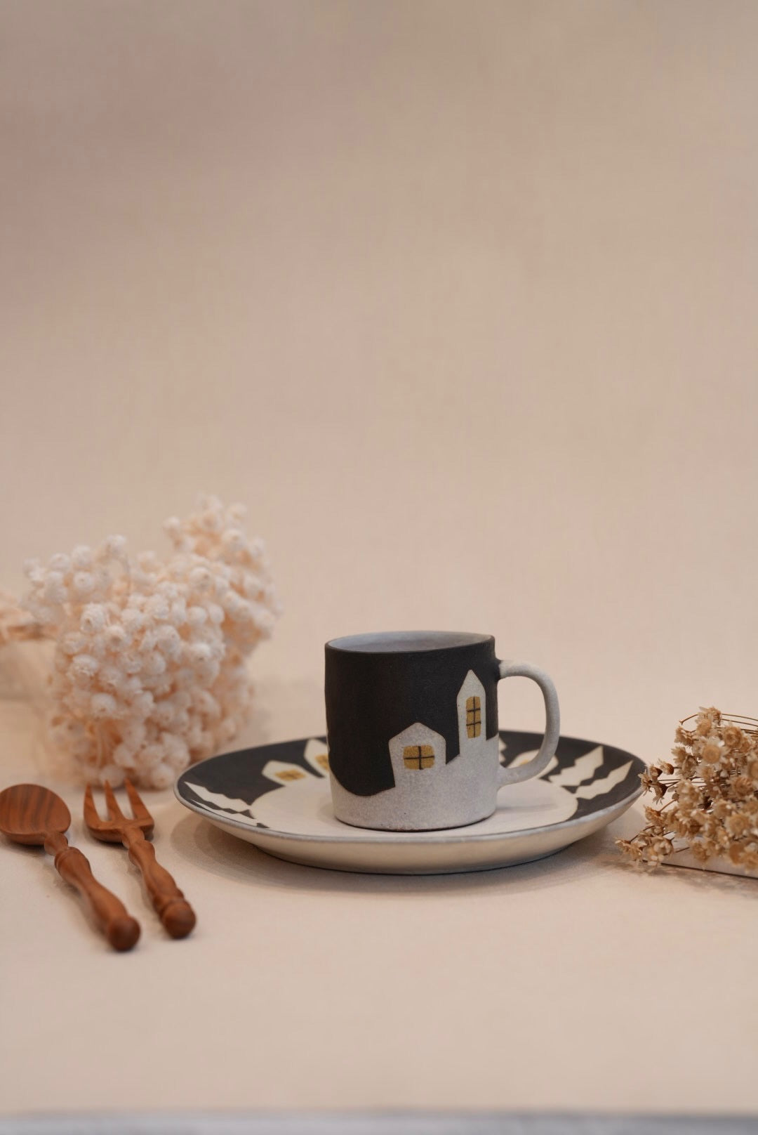 Kei Mitsumochi ミツ持啓 House and Trees Large Round Plate  KM36