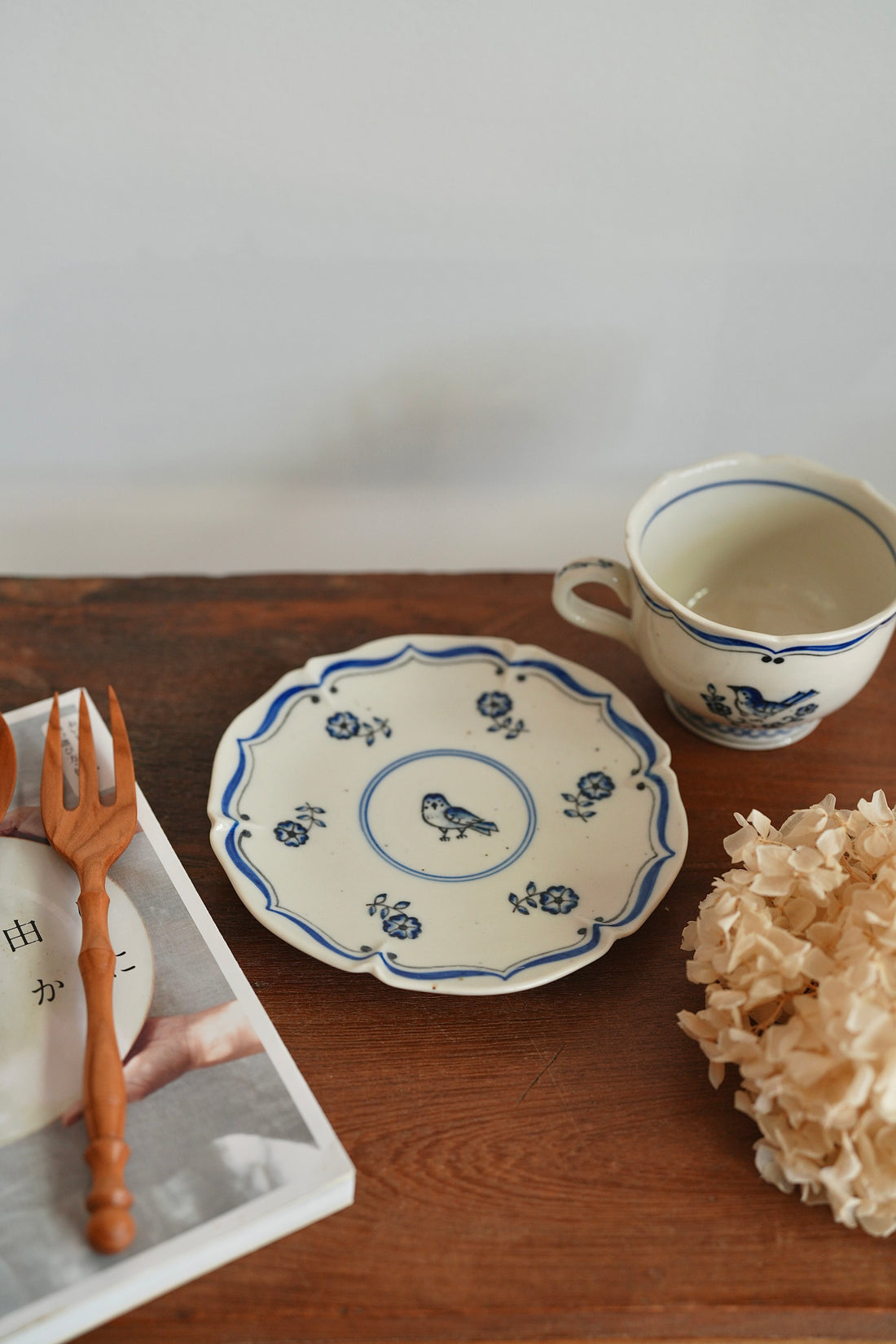 Shinko Nakanishi 中西申幸 Bird Mug and Saucer set SN03