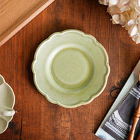 Atelier Gyuusha Small Floral Shape Round Plate