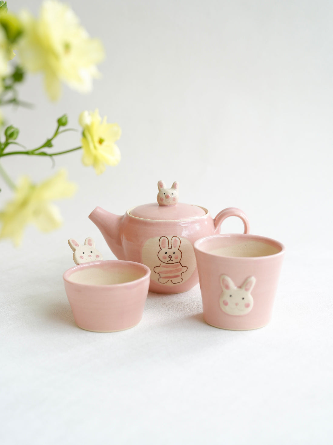 Fumiko Kondo 近藤布美子 - Pink Rabbit Teapot FK32