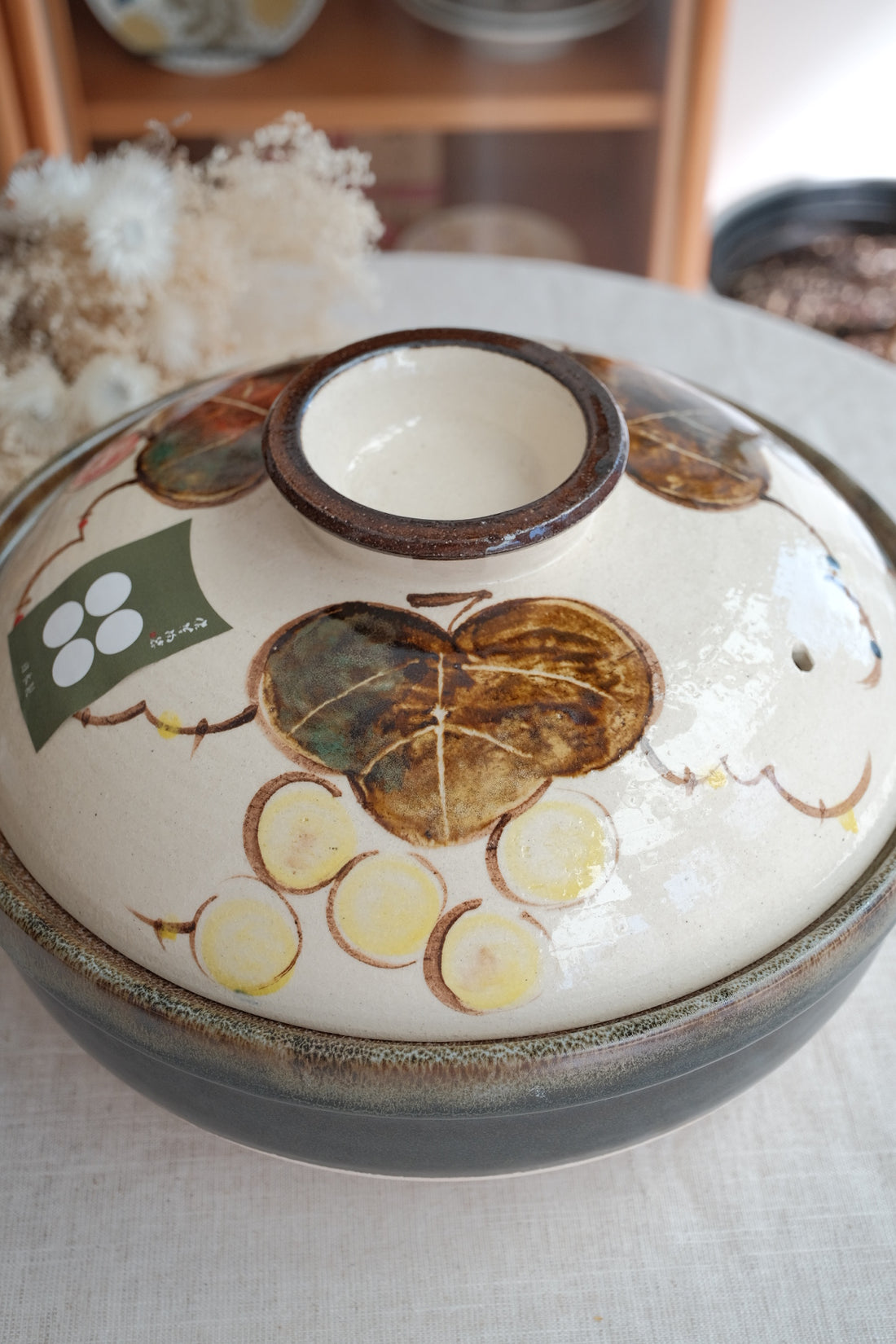 Donabe Banko Ware No.9 Grapes Clay Pot