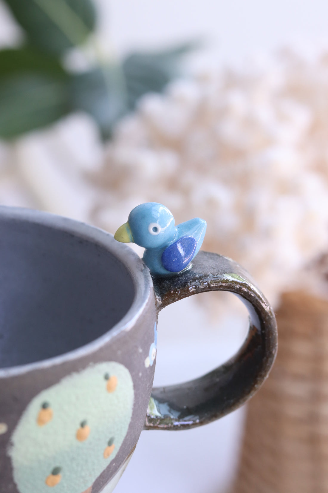 Akemi Nakamura 中村明美 Mug with Animal Deco Handle AN04