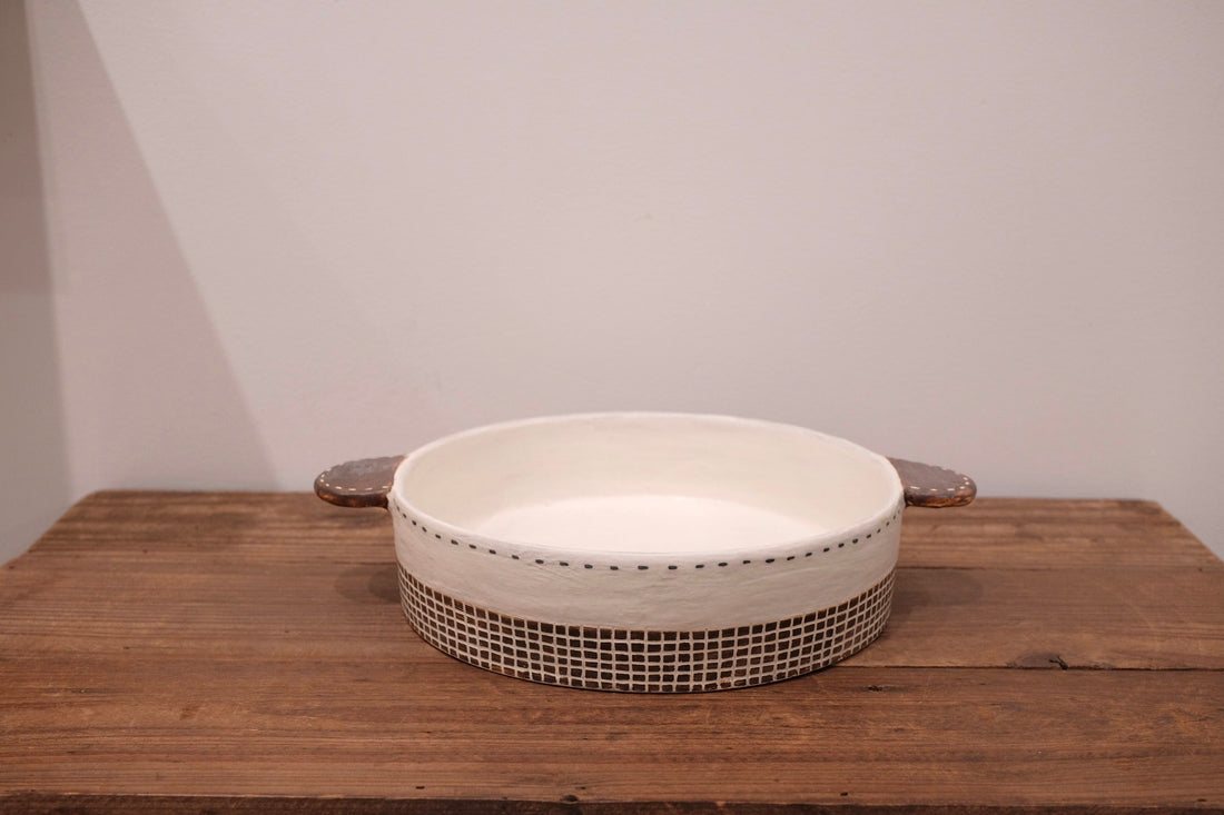 Emishi Kobo 池田匡優&美弥子 - Large Double Handled Bowl EK14