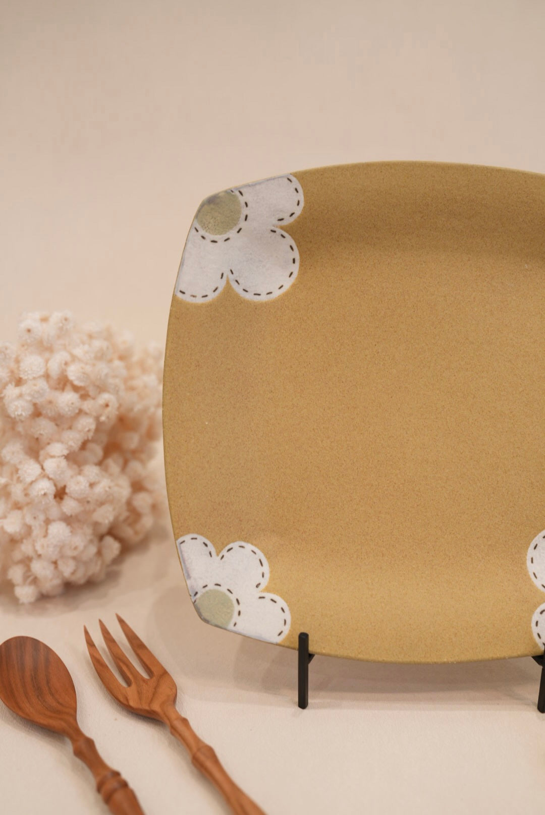 Kei Mitsumochi ミツ持啓 24cm Square Plate - Yellow Flower KM21