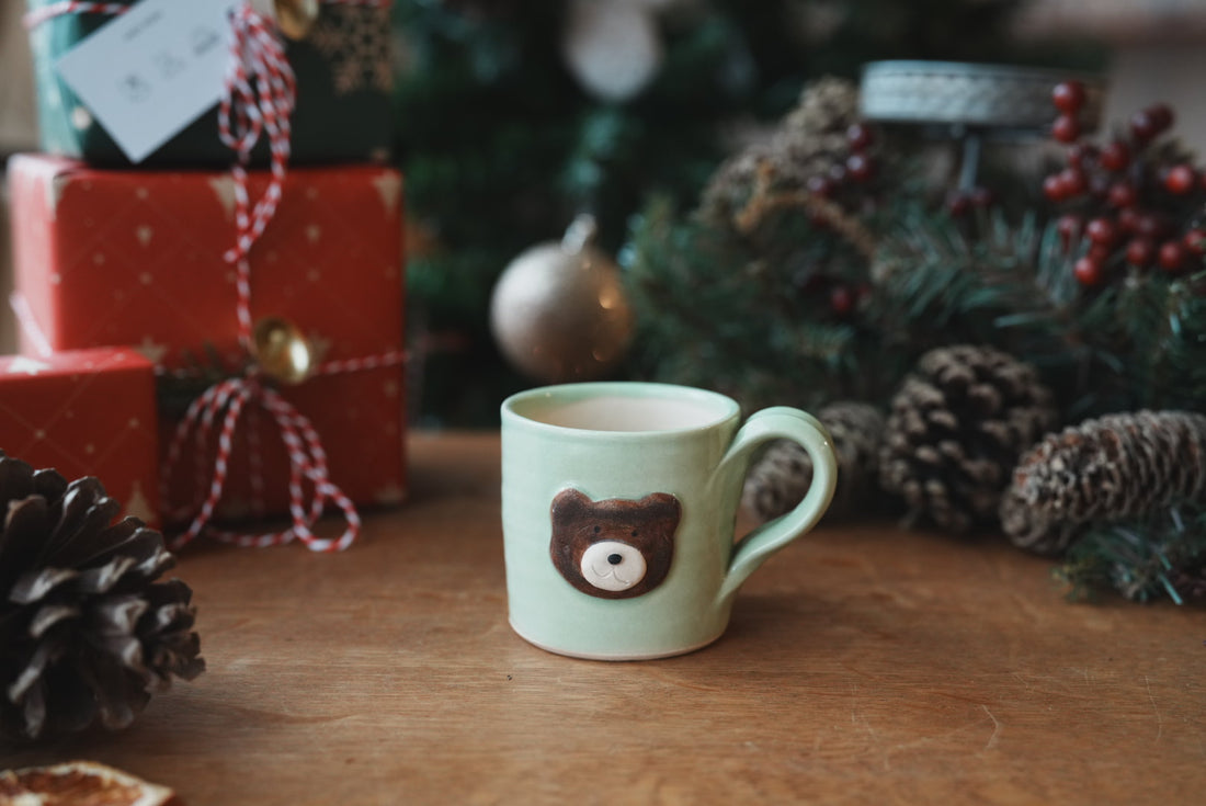 Fumiko Kondo 近藤布美子 - Green Bear Mug FK01