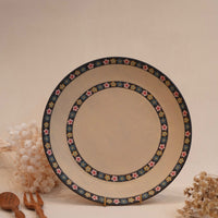 Kei Mitsumochi ミツ持啓 Black Small Floral Rim Round Plate - Large KM47