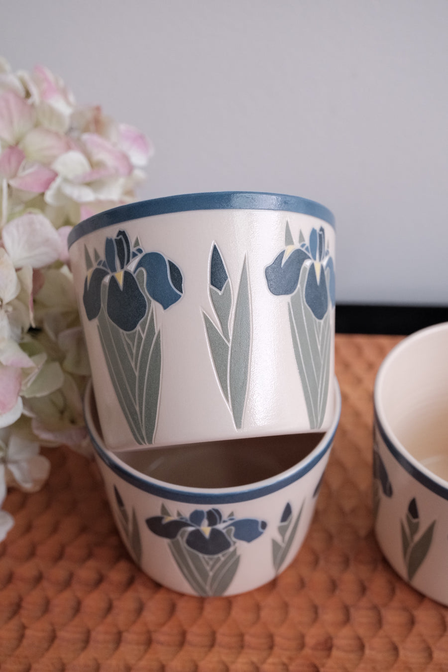 BAIYA Studio Handmade Iris Cup