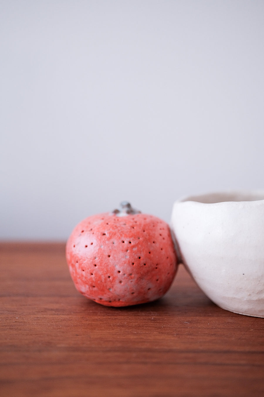 Atsumi Honda 本田あつみ Spouted Bowl with Orange Handle - AH33