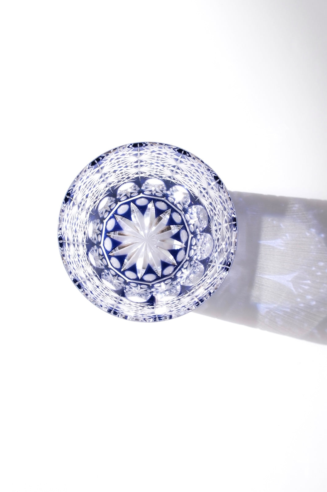 Edo Kiriko Whisky Glass Rock Glass "Large Chrysanthemum" Purple by Junichi Nabetani, Master of traditional crafts