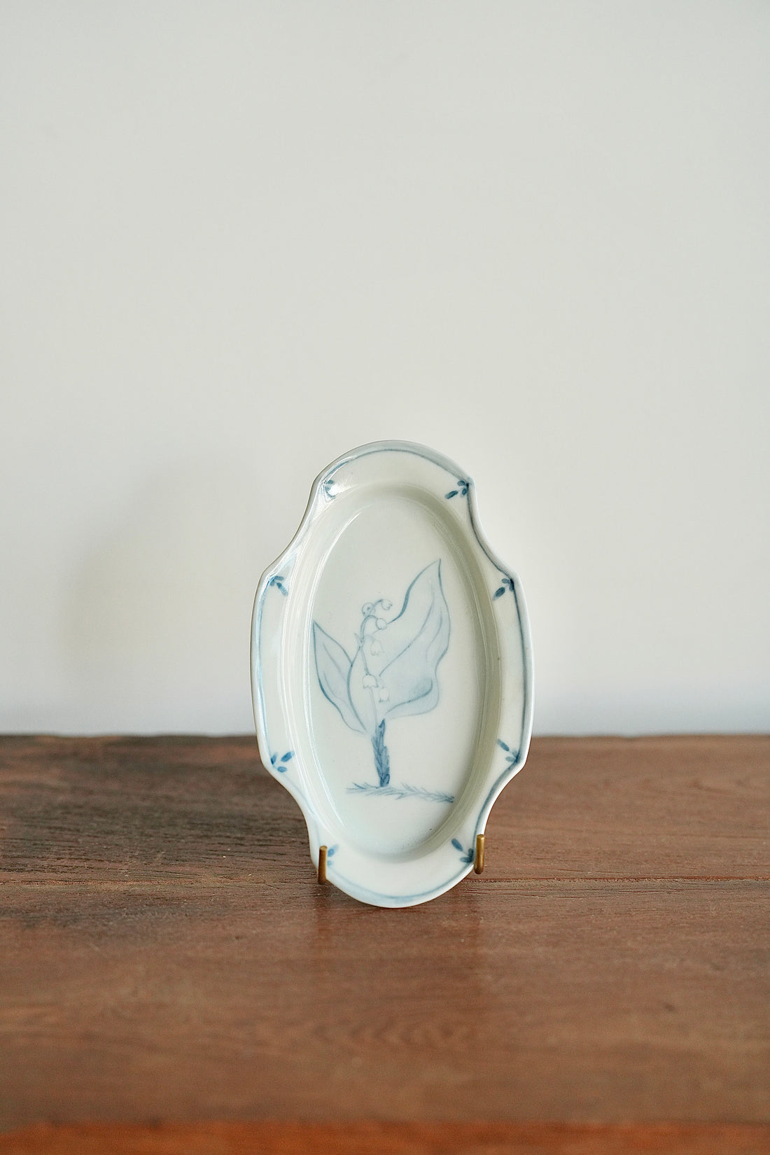 Maya Inamura 稲村真耶 Lilly of the Valley Oval Plate MI16