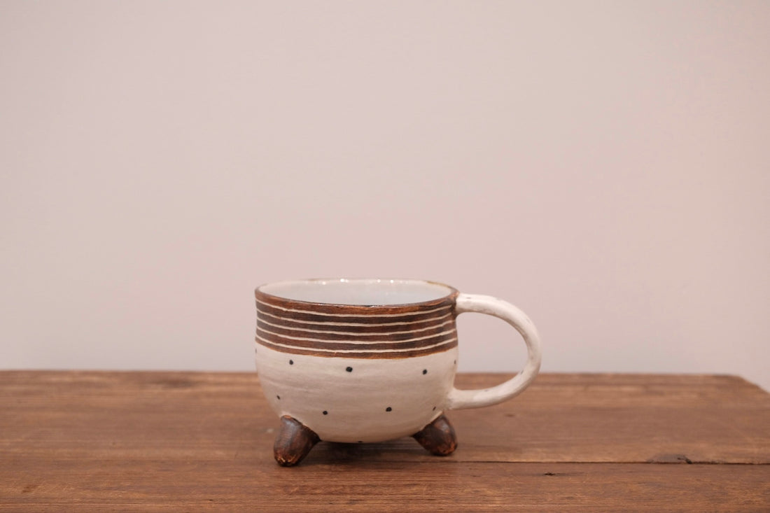 Emishi Kobo 池田匡優&美弥子 - Mug with Stand EK15