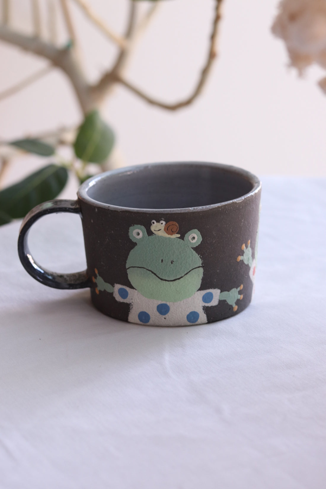 Akemi Nakamura 中村明美 Animal Mug AN03