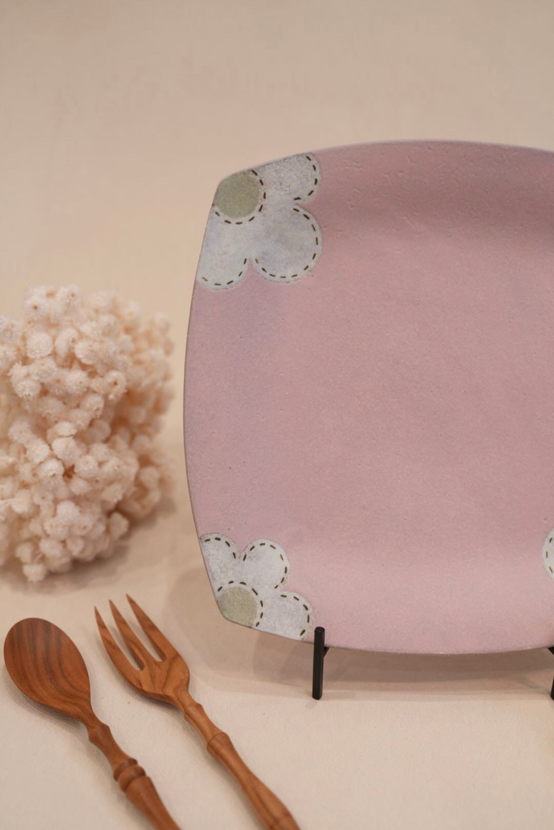 Kei Mitsumochi ミツ持啓 24cm Square Plate - Pink Flower KM23