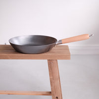 Yamada Kogyosho 山田工業所 HANAKO+a Frying Pan with Wooden Handle