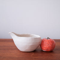 Atsumi Honda 本田あつみ Spouted Bowl with Orange Handle - AH33