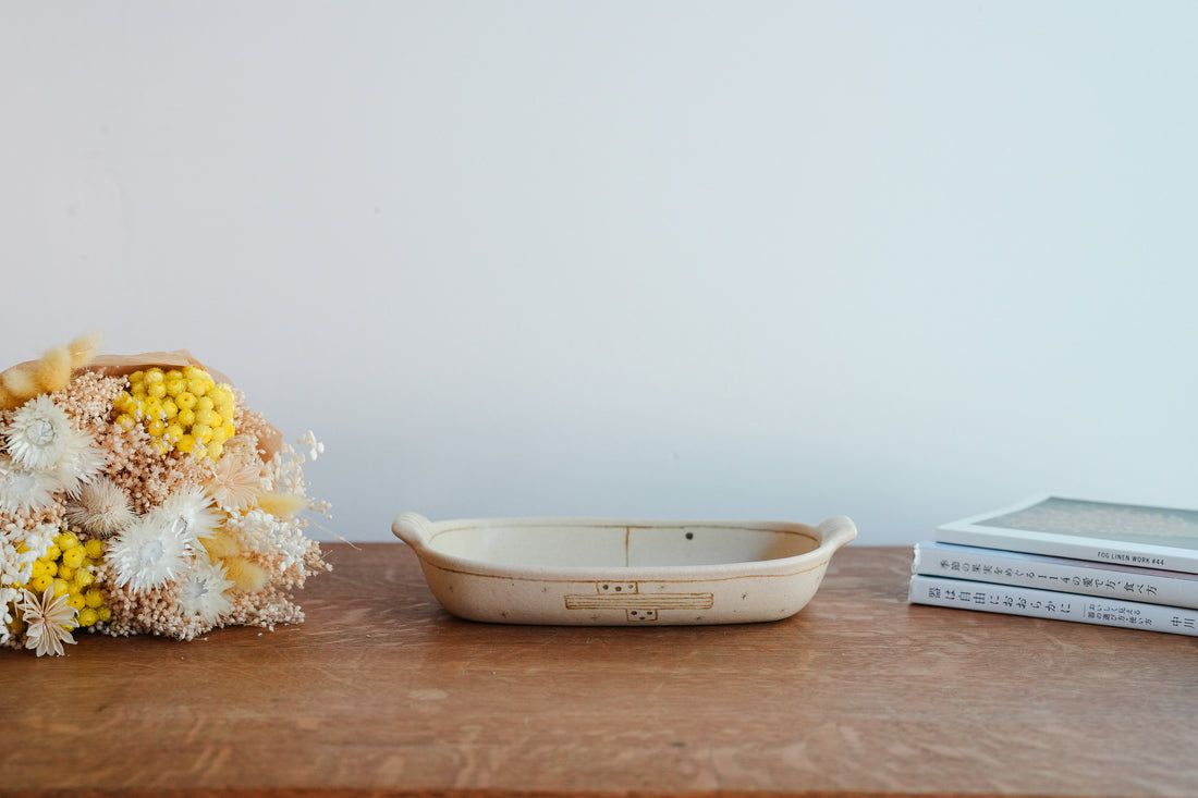 Chiho Yoshida 穗屋工房 - Ceramic Tray with Handle CY08