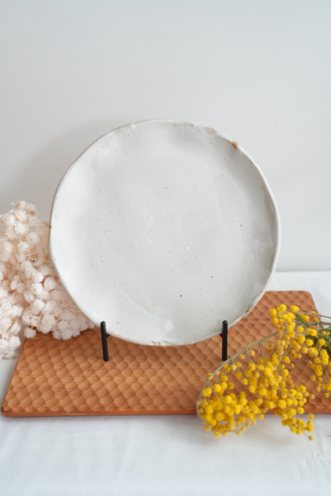 Tatsuo Horimizu 堀水達雄 White Round Plate TH04