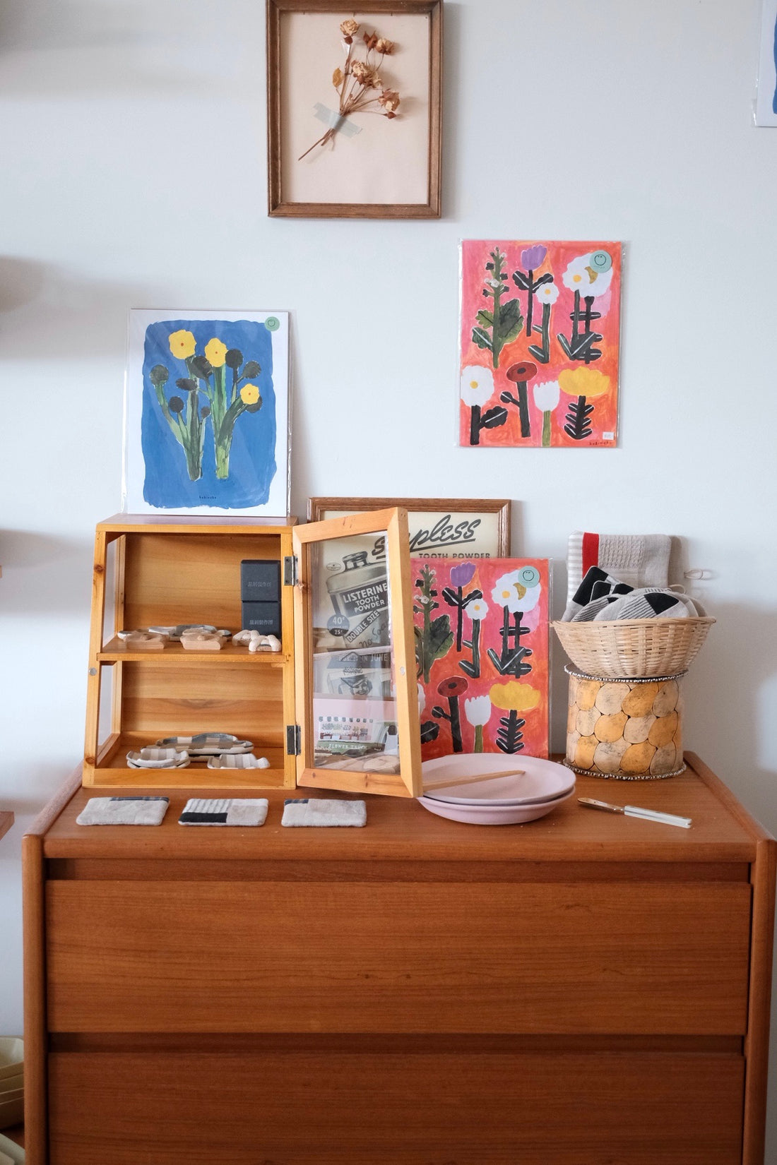 Natural Wood Storage Display Rack - Light