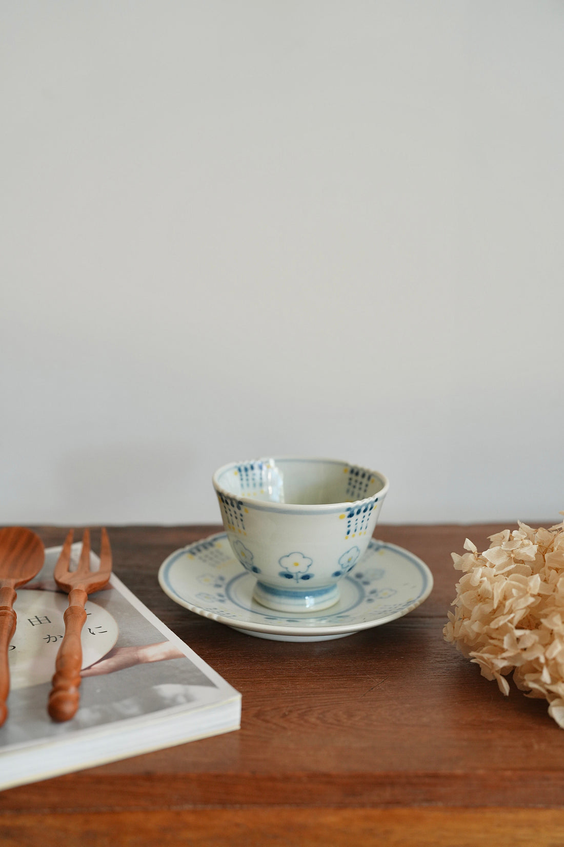 Maya Inamura 稲村真耶 Yellow Flower Mug and Saucer Set MI27