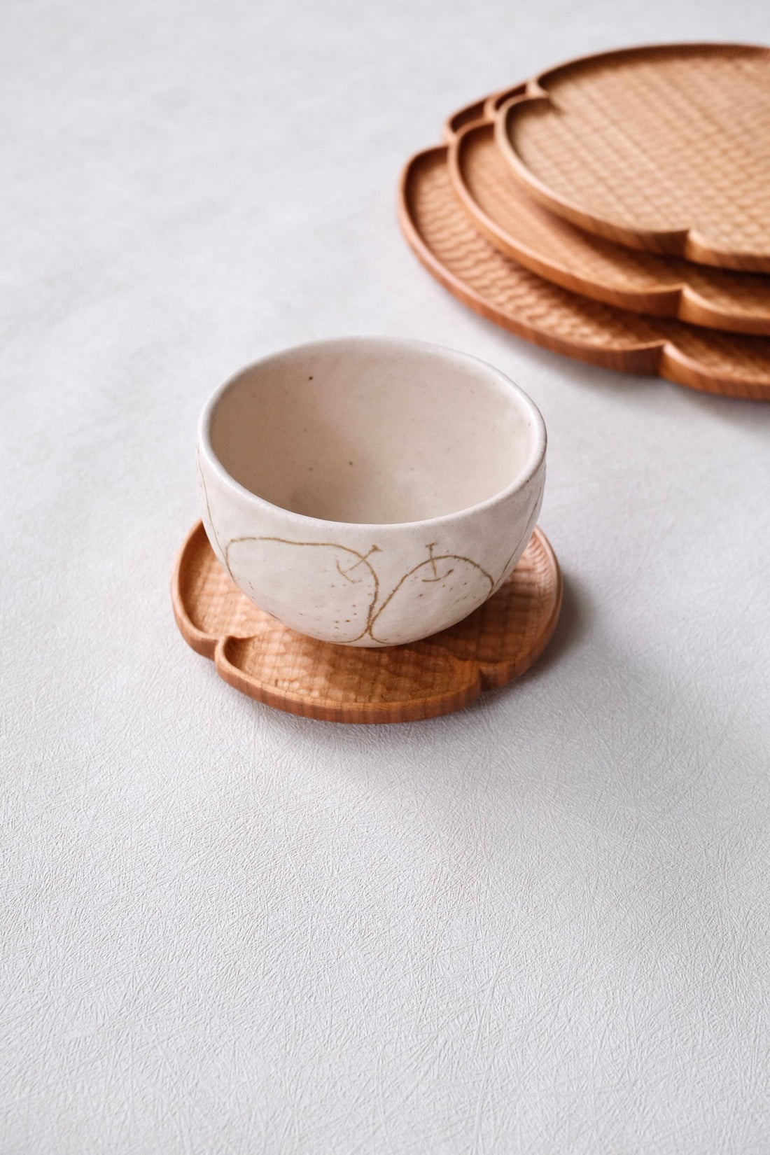 Kazunori Takatsuka 高塚和則 Cherry wood Coaster KU01