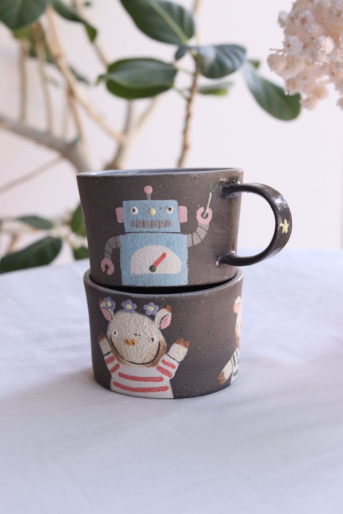 Akemi Nakamura 中村明美 Animal Mug AN03
