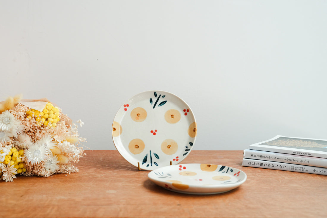Kumiko Ishikawa 石川久美子 Small Flower Plate 16cm KI13