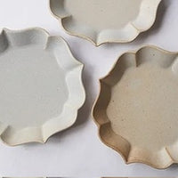 Mashiko Pottery Yoshizawa Light Brown/Blue Flower Shaped Plate