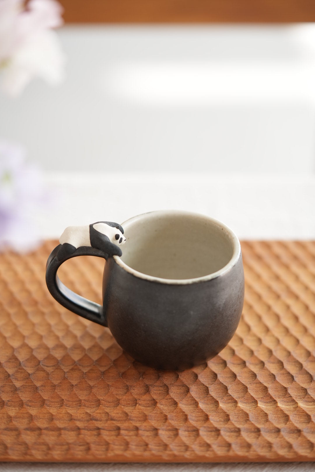 Tomo Yamaguchi 山口トモ Mug