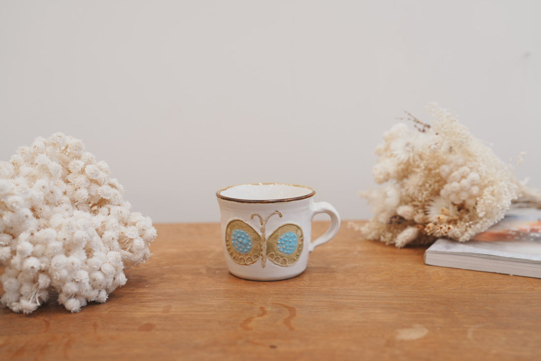 Tomoko Kubo コンガリ舍 White Butterfly Mug TK03