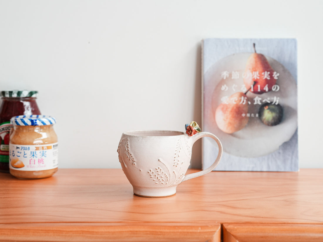 Satomi Motohashi 本橋里美 Bird and Flower Mug SM11