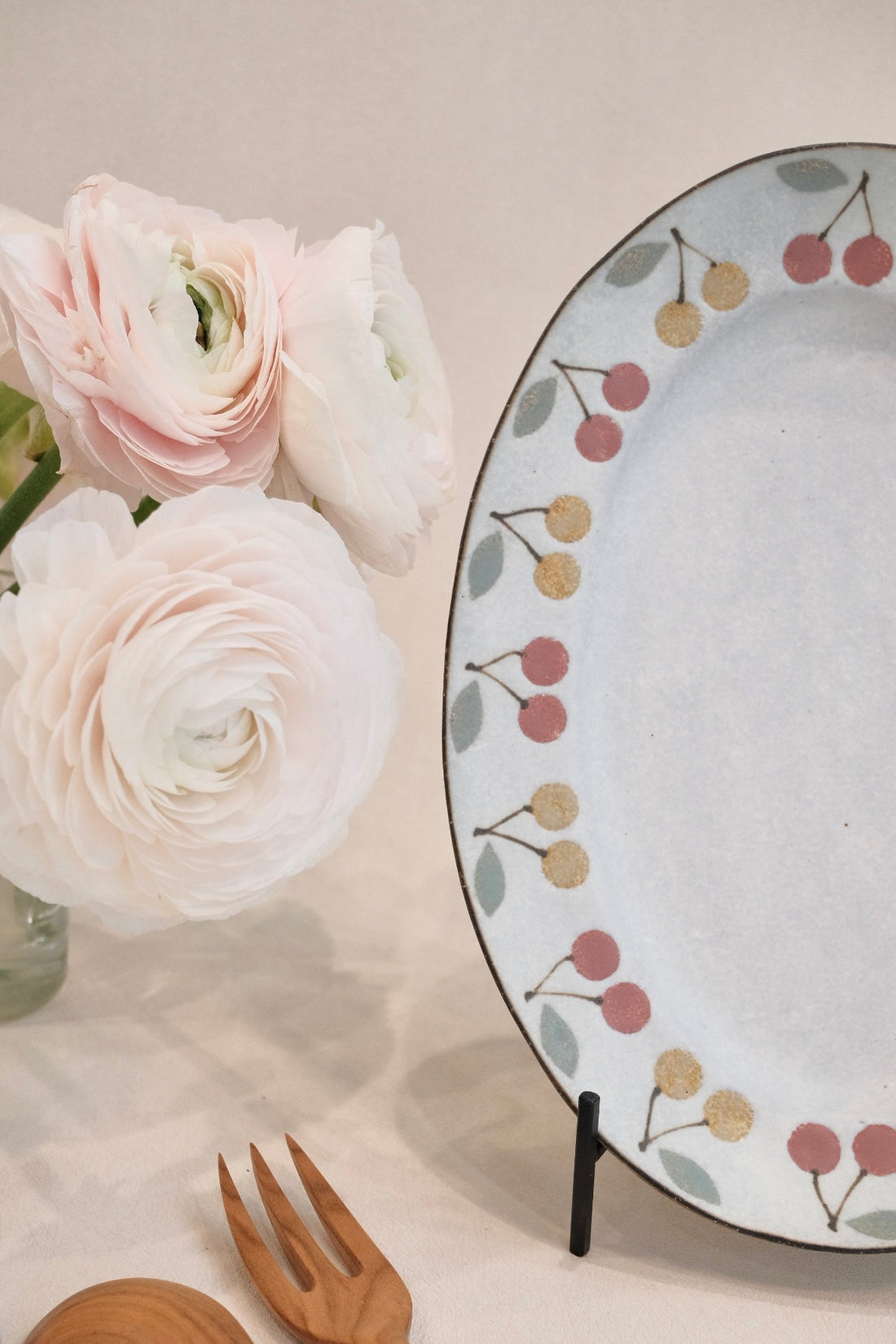 Kei Mitsumochi ミツ持啓 Oval Plate - Mix Cherry KM02