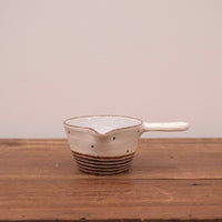 Emishi Kobo 池田匡優&美弥子 - Small Bowl with Handle and Spout EK23