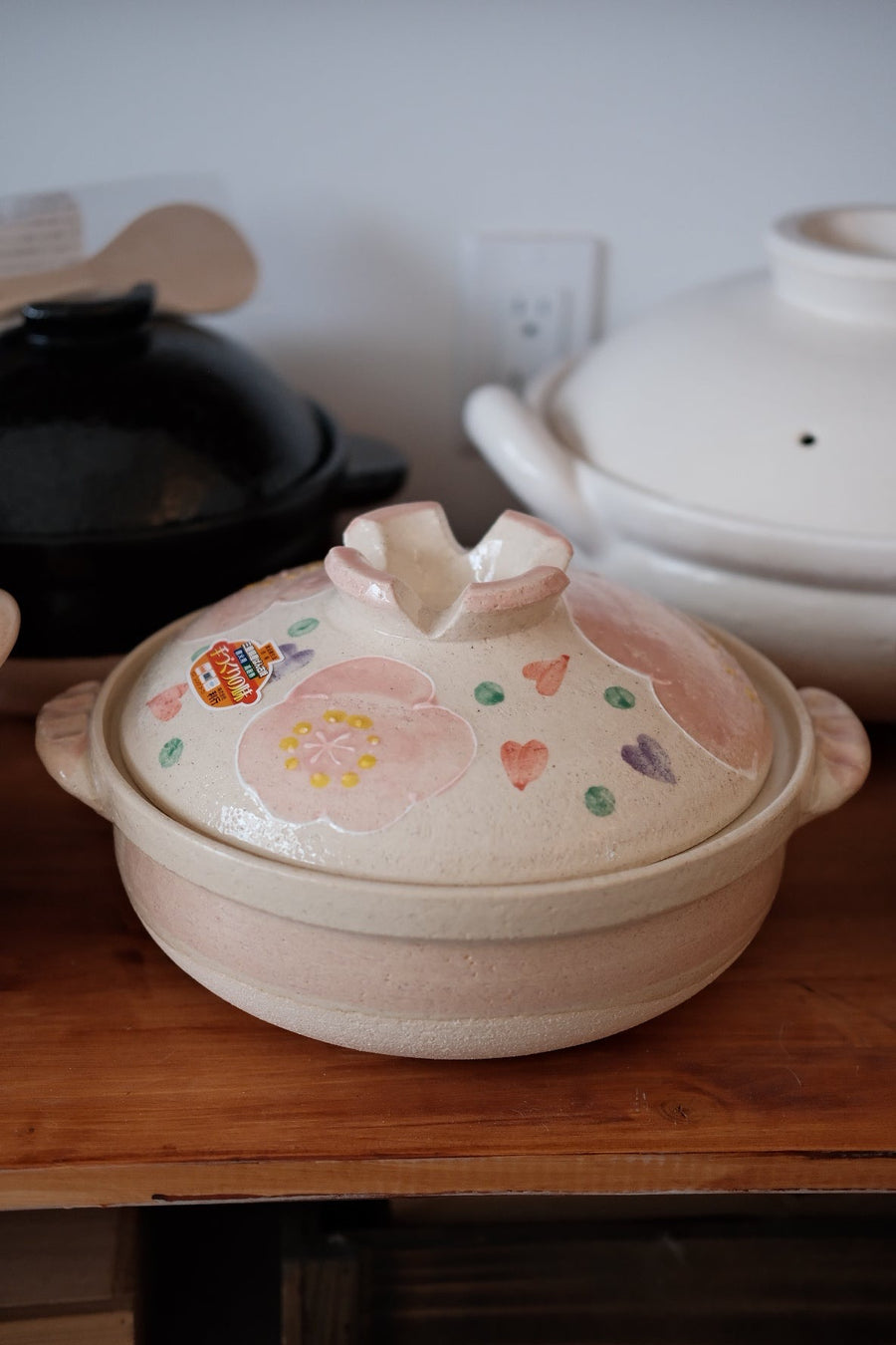 Banko ware Pink Floral Pattern Donabe Clay Pot