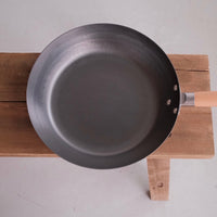 Yamada Kogyosho 山田工業所 HANAKO+a Frying Pan with Wooden Handle